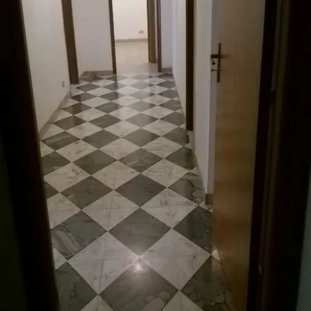 아파트 Casa Arredata Adrano